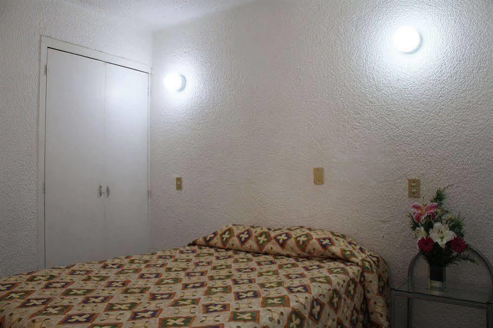 Senorial Hotel 3*